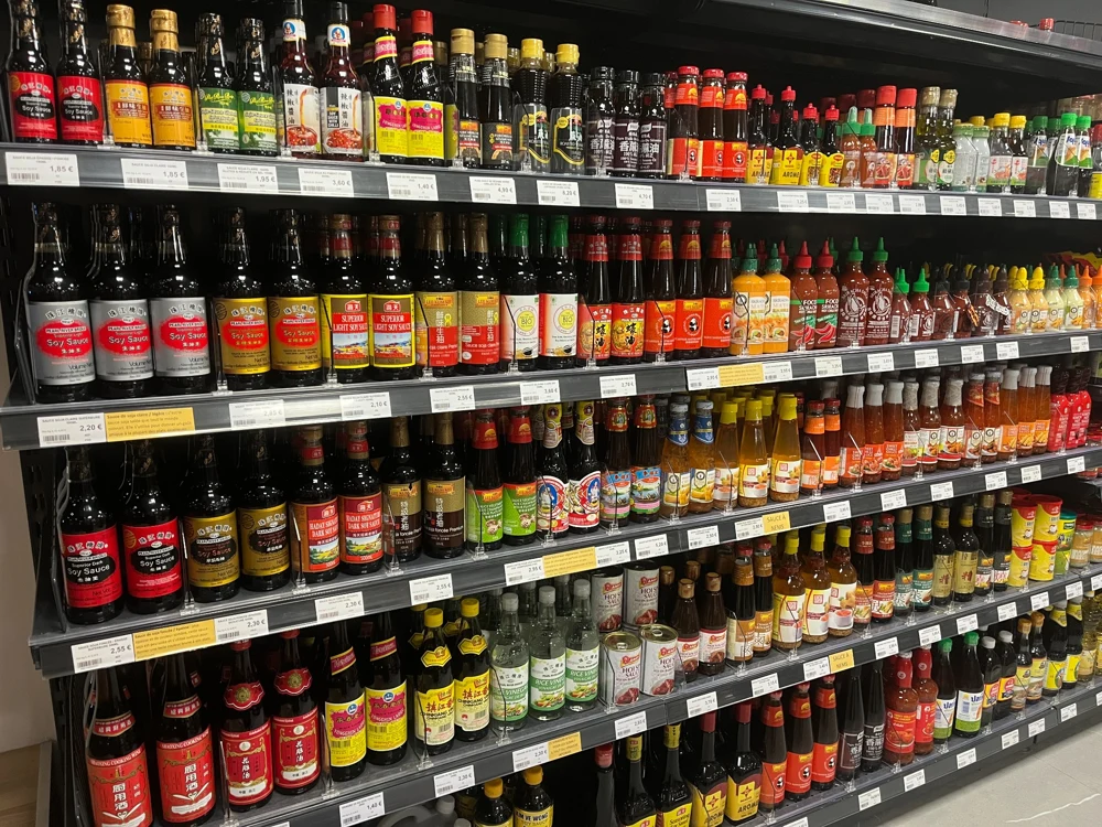Les sauces et condiments asiatiques à découvrir chez Oncle Wang